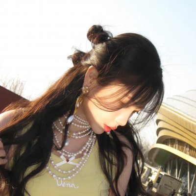 索女罗拉